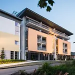 מלון דירות Atrium Baltic Resort Sarbinowo סרבינובו